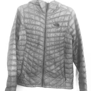 North face quilted puffer jacket